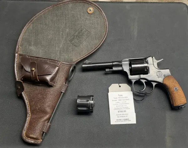 TULA 1895 NAGANT 4.5" 7.62X38R REVOLVER & HOLSTER #04386-07