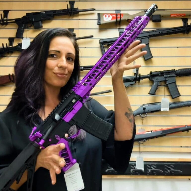 CONCEAL CARRY FOR WOMAN