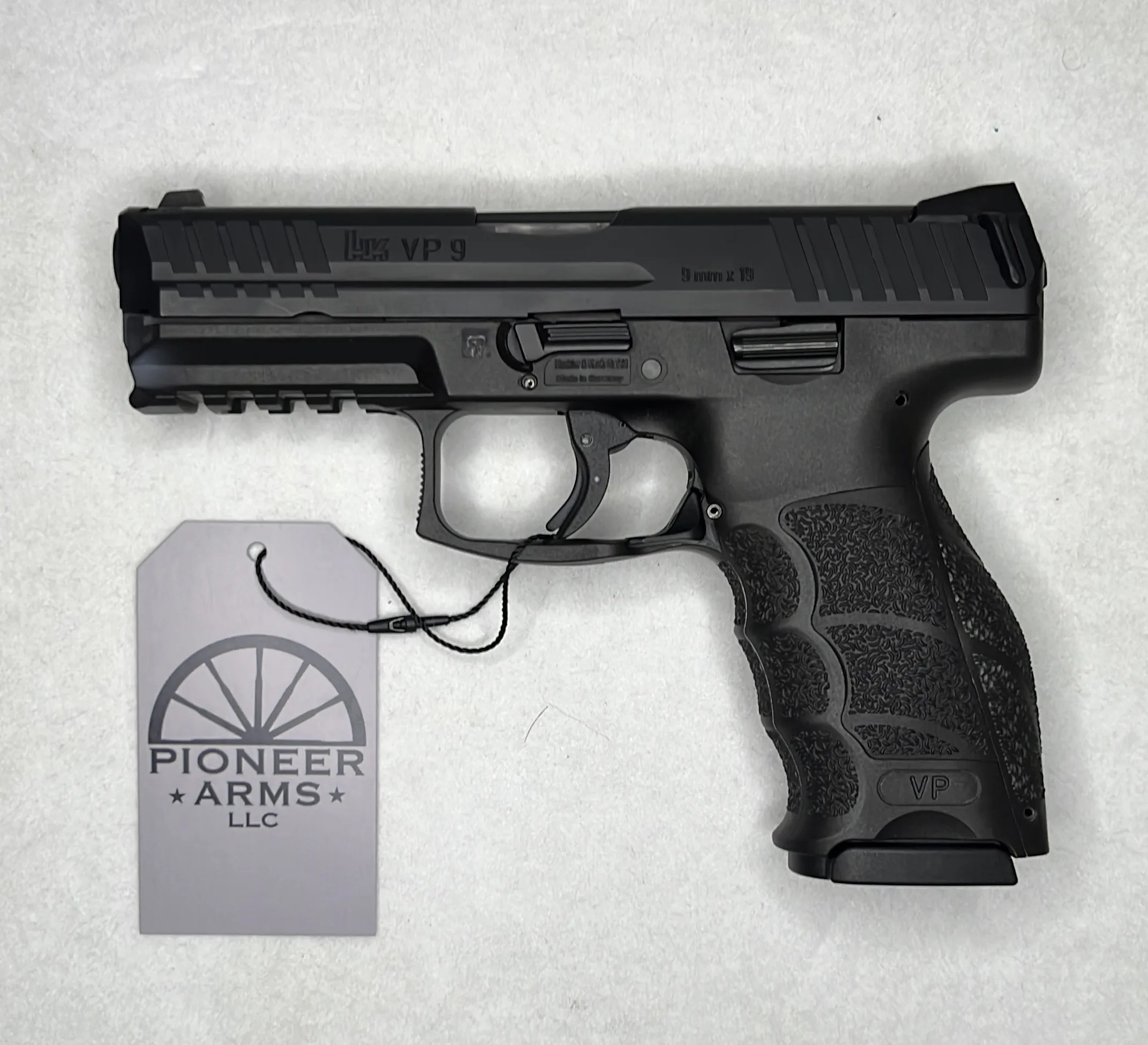 HK VP9 9MM 4.09" BLACK #01-06518